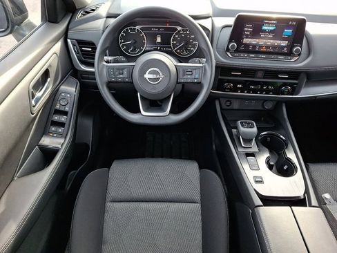 Used 2024 Nissan Rogue SV image 14