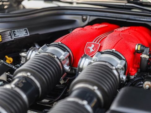 Used 2014 Ferrari California RWD image 46