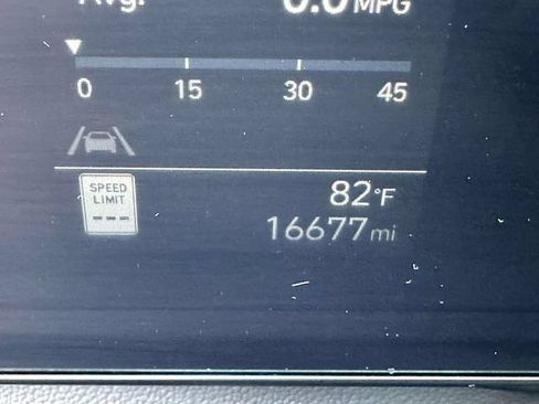 Used 2024 Hyundai Kona SEL AWD/4WD image 31
