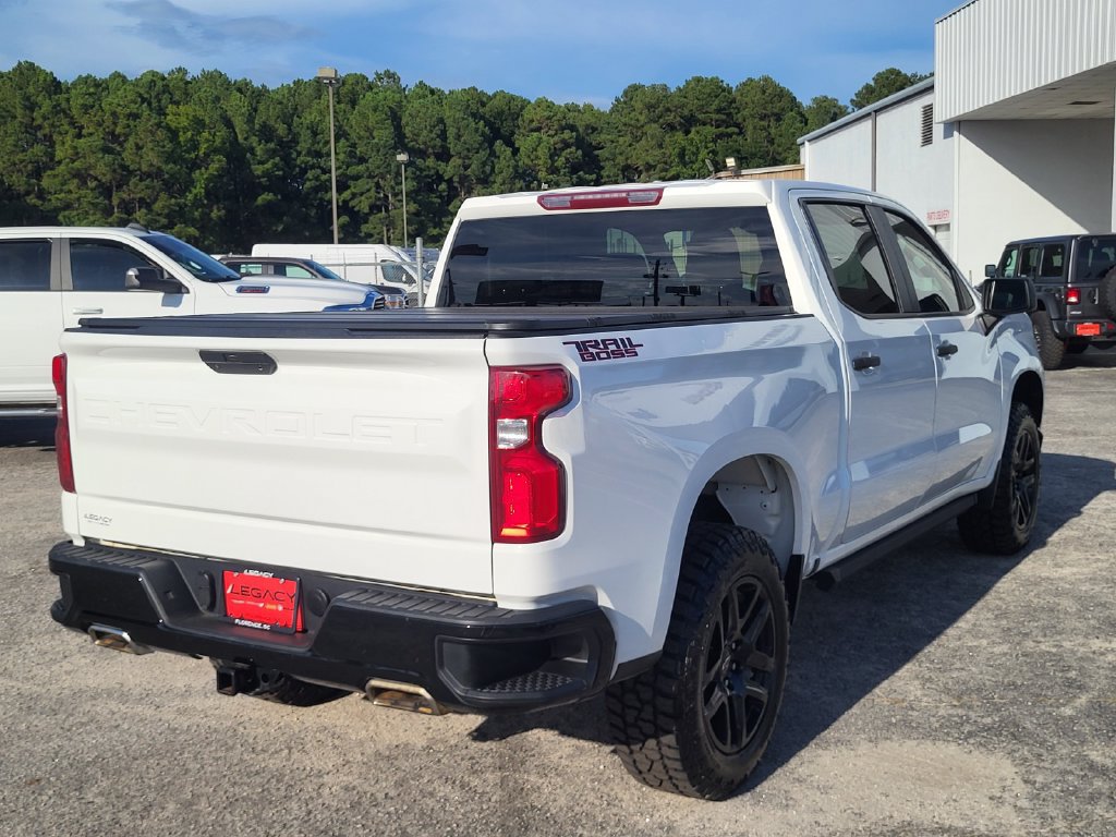 Used 2022 Chevrolet Silverado 1500 Custom Trail Boss w/ Safety Confidence Package AWD/4WD image 2
