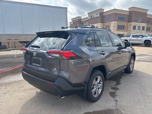 Used 2025 Toyota RAV4 LE image 5
