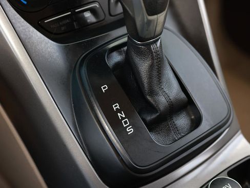 Used 2014 Ford Escape SE w/ Equipment Group 201A image 38