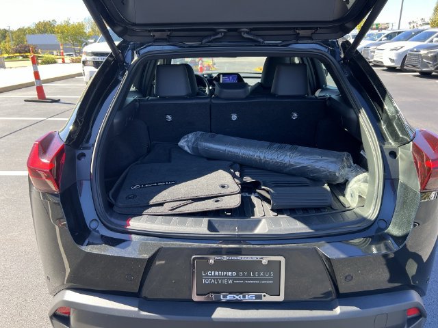Certified 2025 Lexus UX 300h AWD w/ Accessory Package (Z1) image 22