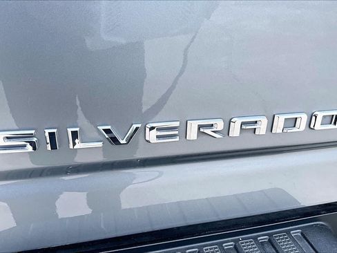 Used 2024 Chevrolet Silverado 2500 LTZ w/ LTZ Texas Edition AWD/4WD image 31
