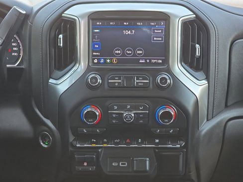 Used 2021 Chevrolet Silverado 1500 RST w/ Rally Edition AWD/4WD image 22