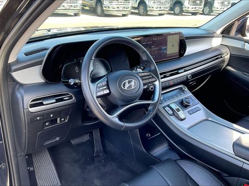 Used 2025 Hyundai Palisade SEL image 16