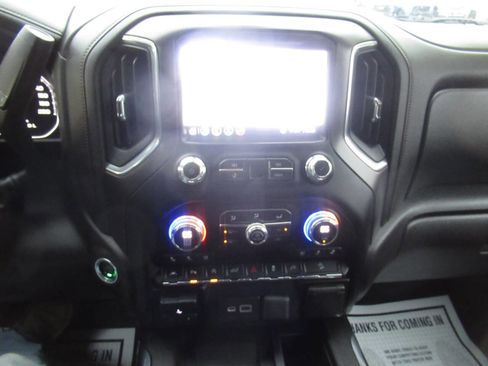 Used 2020 GMC Sierra 1500 AT4 image 26