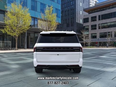 New 2026 Lincoln Navigator Reserve AWD/4WD image 5