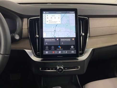 New 2026 Volvo XC90 B6 Plus w/ Protection Package Premier image 16