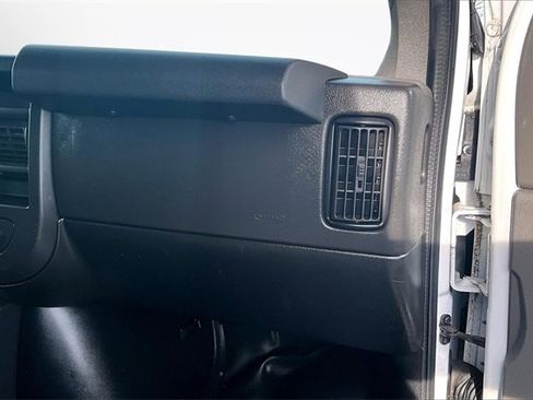 Used 2019 GMC Savana 2500 image 15