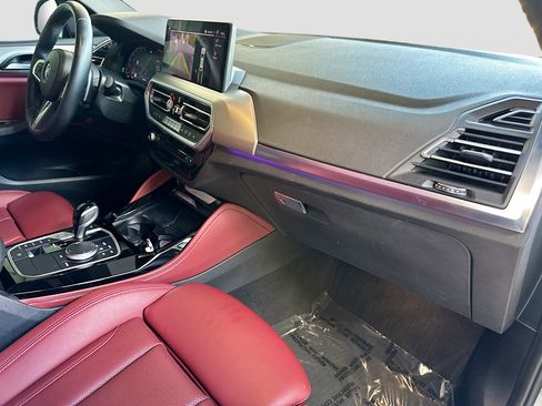 Used 2023 BMW X4 xDrive30i w/ M Sport Package image 30