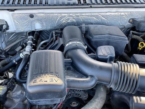 Used 2012 Ford Expedition Limited image 33