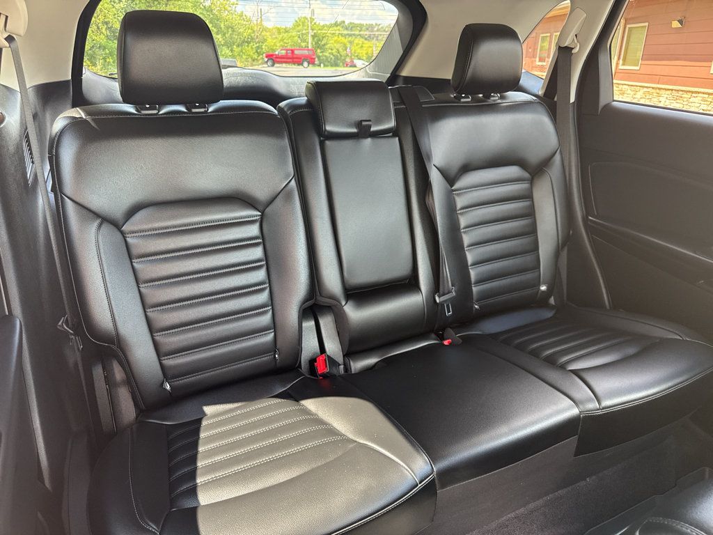 Used 2021 Ford Edge SEL w/ Convenience Package AWD/4WD image 33