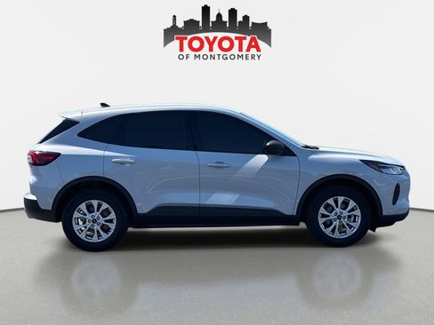 Used 2025 Ford Escape Active image 2