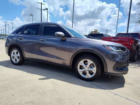 Used 2023 Honda HR-V LX image 12