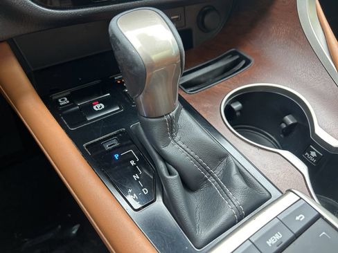 Used 2021 Lexus RX 350L FWD w/ Premium Package image 40