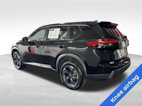 Used 2025 Nissan Rogue SV FWD image 7