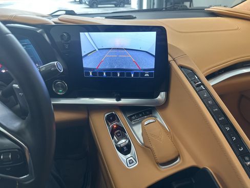 Used 2022 Chevrolet Corvette Stingray Premium Cpe w/ Z51 Performance Package RWD image 21