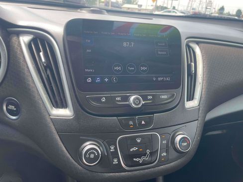 Used 2020 Chevrolet Malibu LS FWD image 16