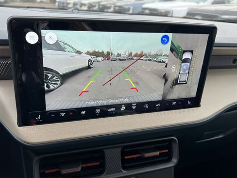 New 2025 Ford Maverick Lariat w/ 4K Tow Package image 19