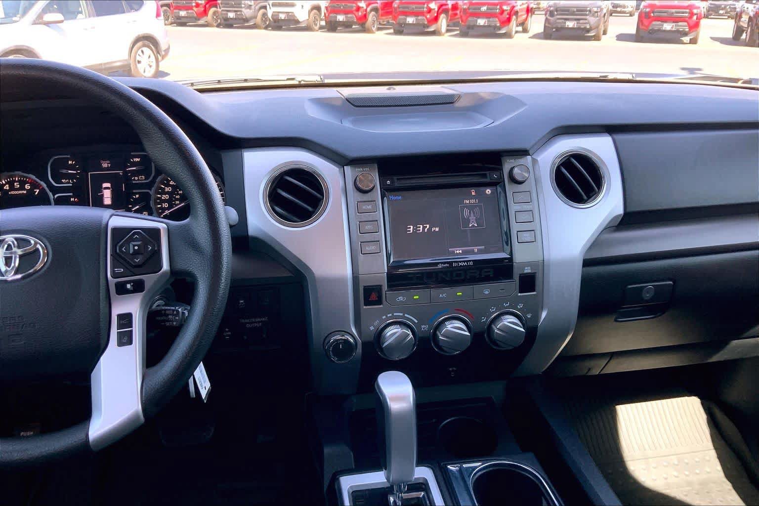 Used 2019 Toyota Tundra SR5 w/ SR5 Upgrade Package AWD/4WD image 7