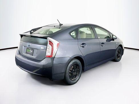 Used 2014 Toyota Prius Four image 9