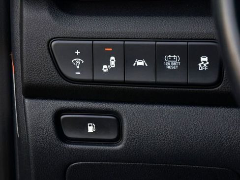 Certified 2022 Kia Niro LXS image 22