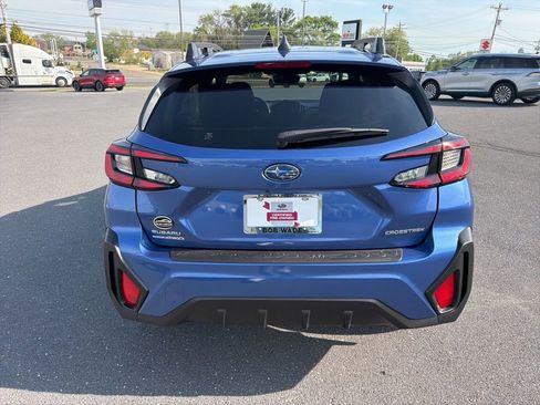 Certified 2025 Subaru Crosstrek 2.0i Premium image 4