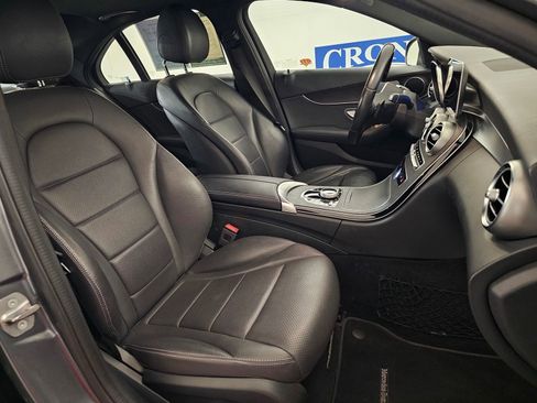 Used 2019 Mercedes-Benz C 300 4MATIC Sedan image 22
