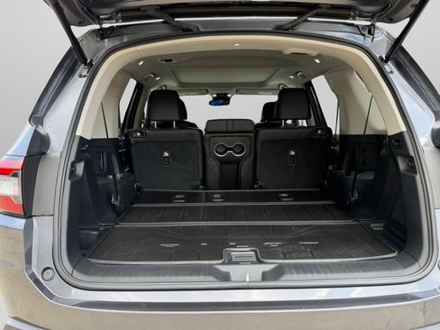 Used 2025 Honda Pilot Touring image 26