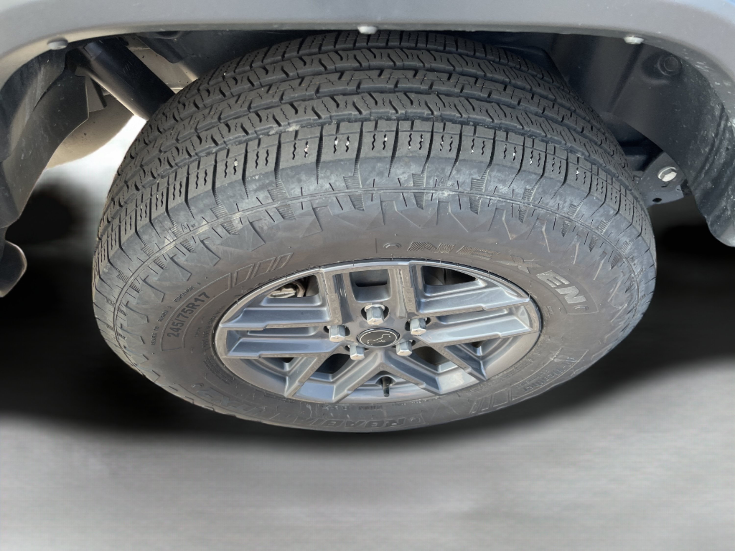 Used 2025 Jeep Wrangler Sport AWD/4WD image 9