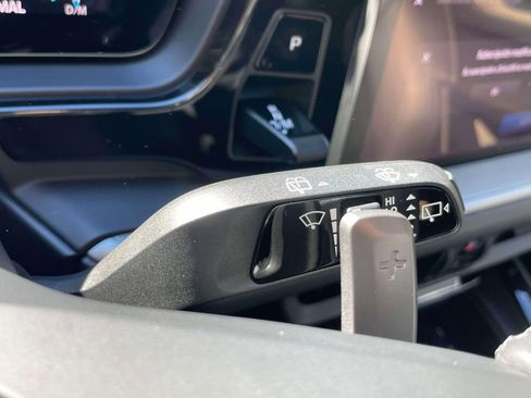 Used 2024 Porsche Cayenne Base image 25