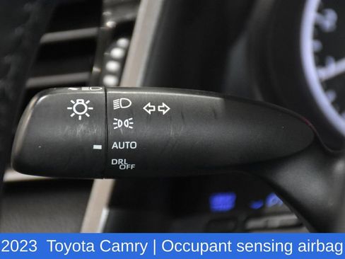 Used 2023 Toyota Camry SE image 10