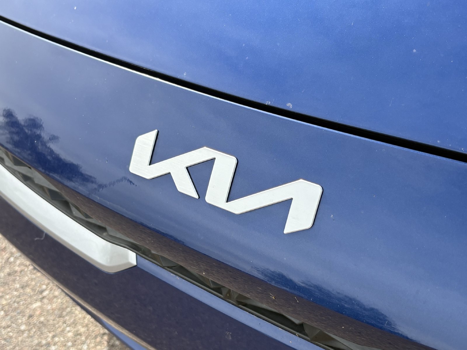 Used 2024 Kia Forte LXS w/ LXS Technology Package FWD image 6