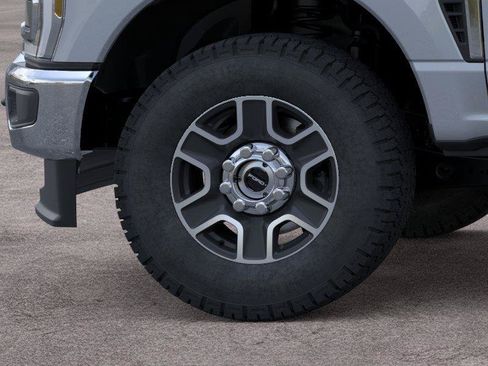 New 2026 Ford F350 Lariat w/ FX4 Off-Road Package AWD/4WD image 19