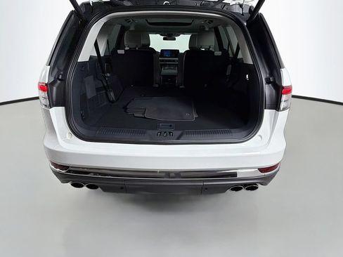 Used 2026 Lincoln Aviator 2WD image 27