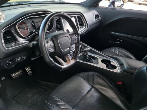 Used 2016 Dodge Challenger SRT Hellcat image 14