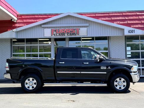 Used 2018 RAM 2500 Longhorn w/ Off Road Package image 4