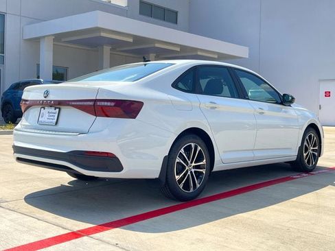 New 2025 Volkswagen Jetta Sport image 10