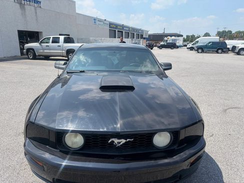 Used 2009 Ford Mustang GT RWD image 20