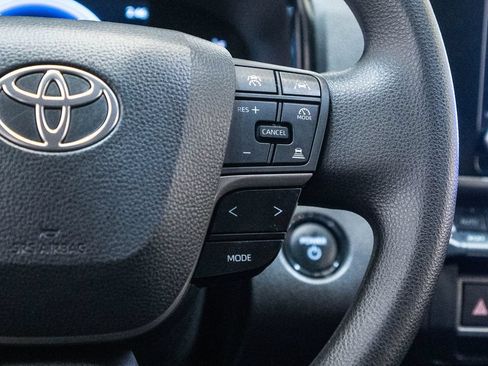 Used 2025 Toyota Camry LE FWD image 19