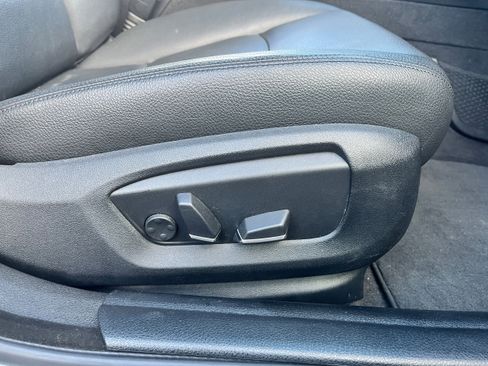 Used 2016 BMW 528i xDrive 528i xDrive w/ Premium Package image 16