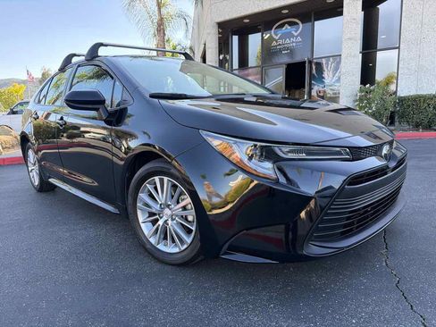 Used 2023 Toyota Corolla LE image 7