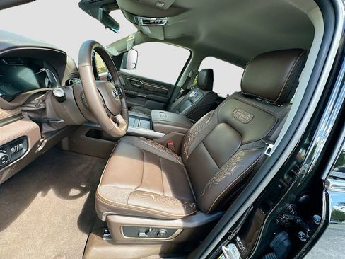 New 2025 RAM 1500 Limited image 30