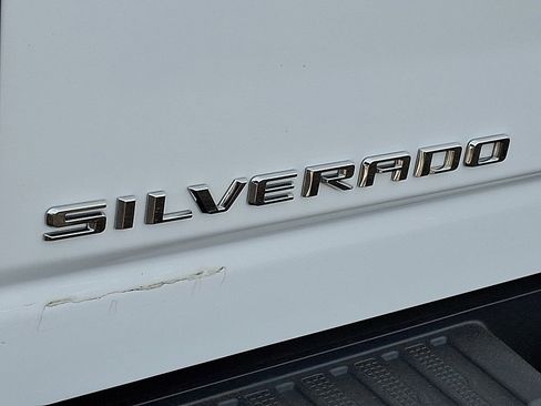 Used 2024 Chevrolet Silverado 3500 LT w/ Convenience Package AWD/4WD image 31