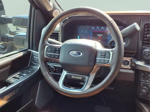Used 2024 Ford F250 King Ranch w/ FX4 Off-Road Package AWD/4WD image 14