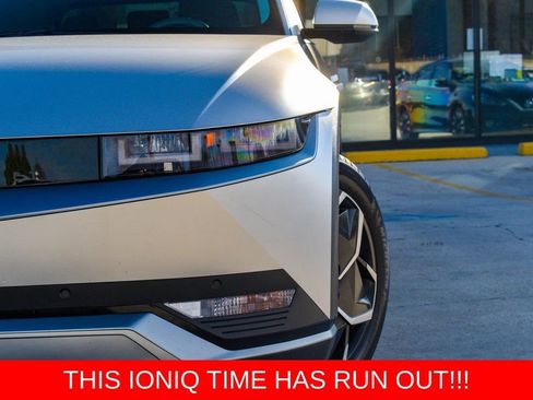 Used 2024 Hyundai Ioniq 5 SEL image 3