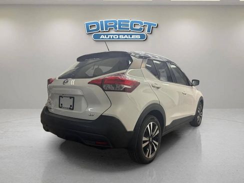 Used 2019 Nissan Kicks SV FWD image 6