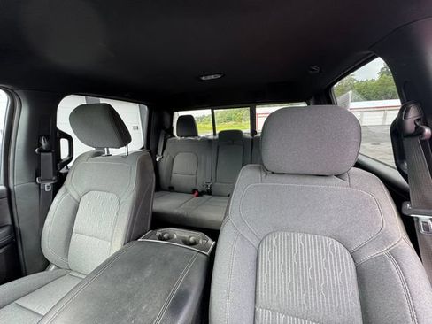 Used 2024 RAM 1500 Big Horn AWD/4WD image 57