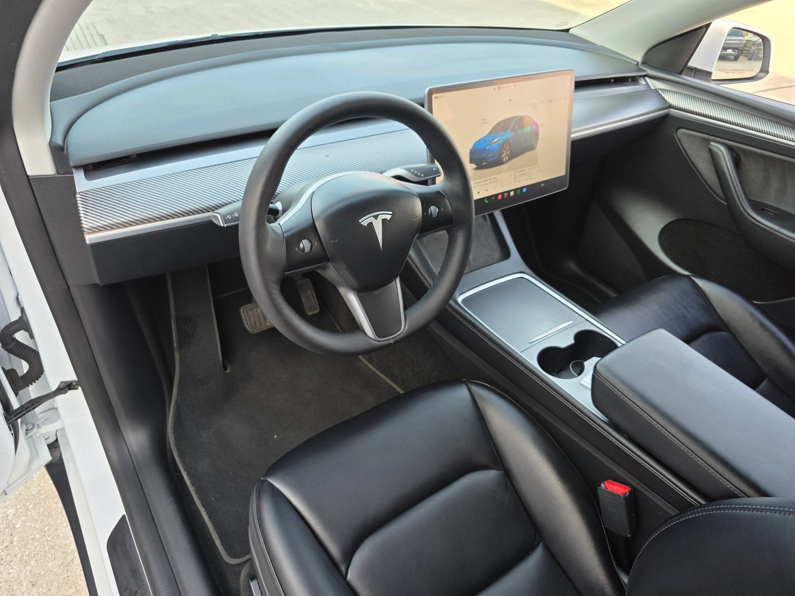 Used 2022 Tesla Model Y Long Range AWD/4WD image 17